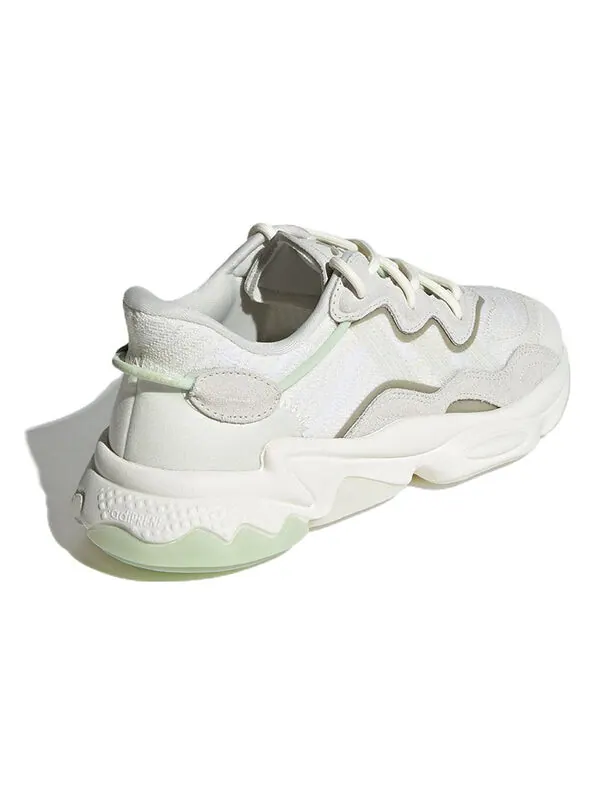 Кроссовки ozweego Adidas — изображение 4 из 4, светлый серый