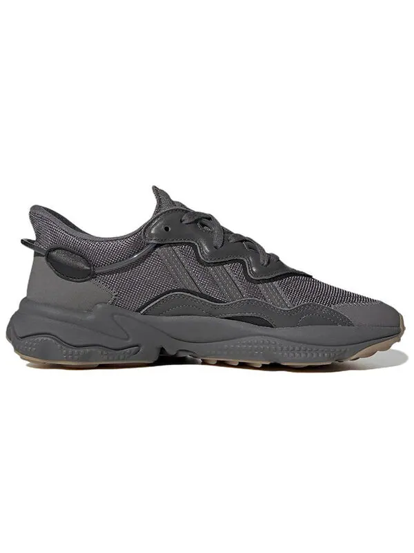 Кроссовки ozweego Adidas — изображение 2 из 4, темный серый