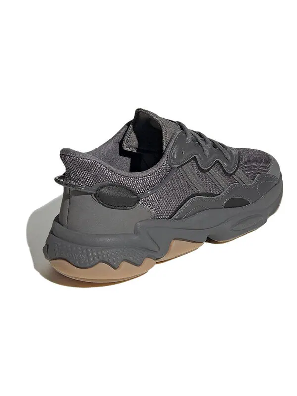 Кроссовки ozweego Adidas — изображение 4 из 4, темный серый