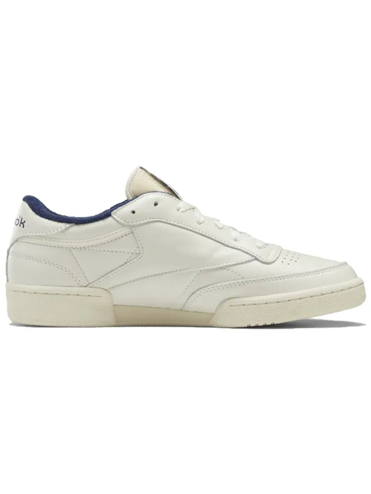 Кеды Reebok Club C 85 Vintage 'Chalk Alabaster' — изображение 2 из 6, белый