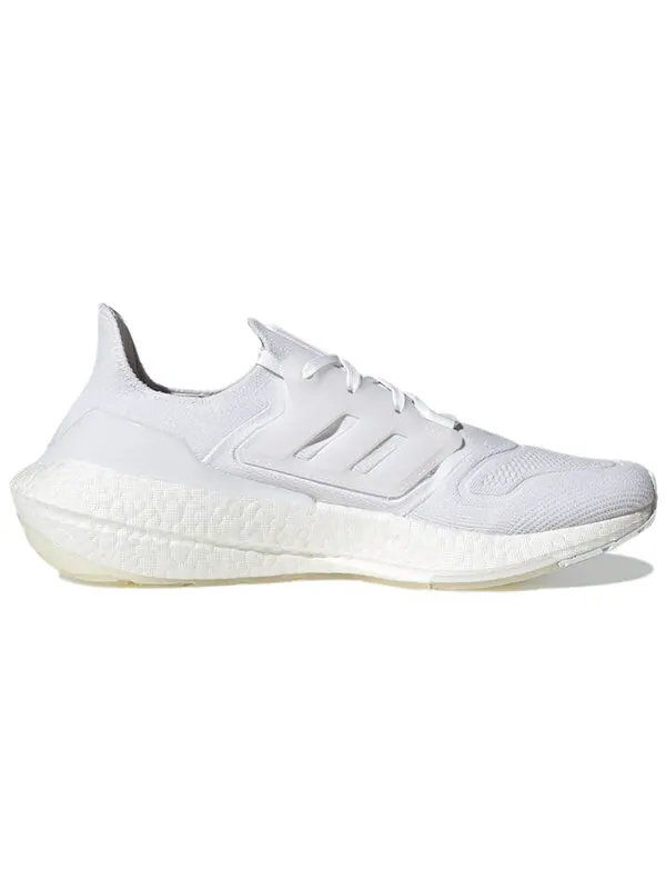 Кроссовки ультрабуст 22 Adidas — изображение 2 из 4, белый