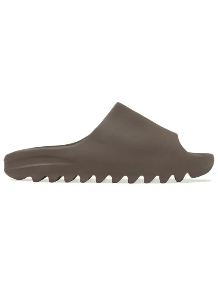 Слипоны adidas Yeezy Slide 'Soot' 2021 GX6141 — изображение 2 из 5, сажа