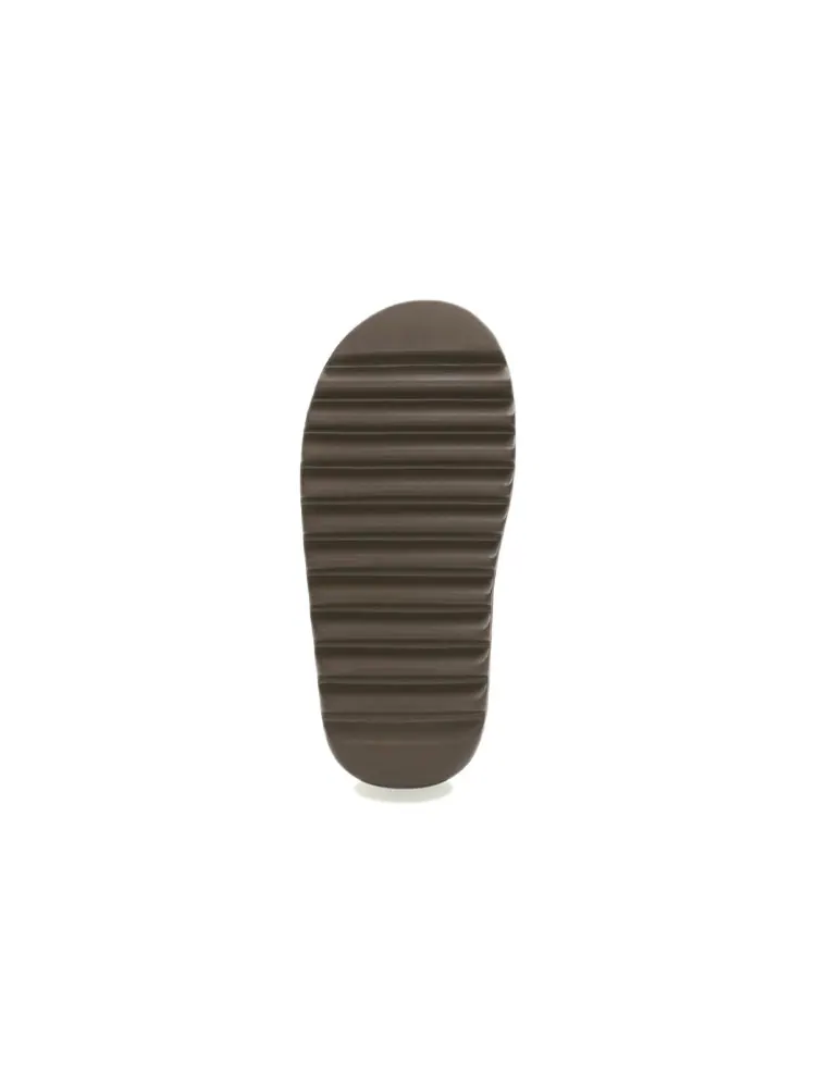 Слипоны adidas Yeezy Slide 'Soot' 2021 GX6141 — изображение 5 из 5, сажа
