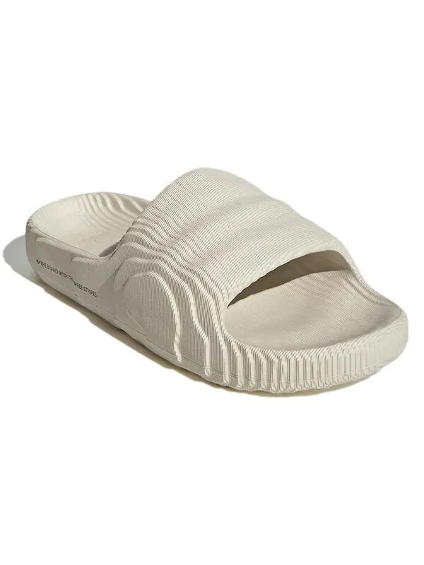 Тапочки adilette 22 slides 'aluminium' Adidas — изображение 4 из 4, бежевый