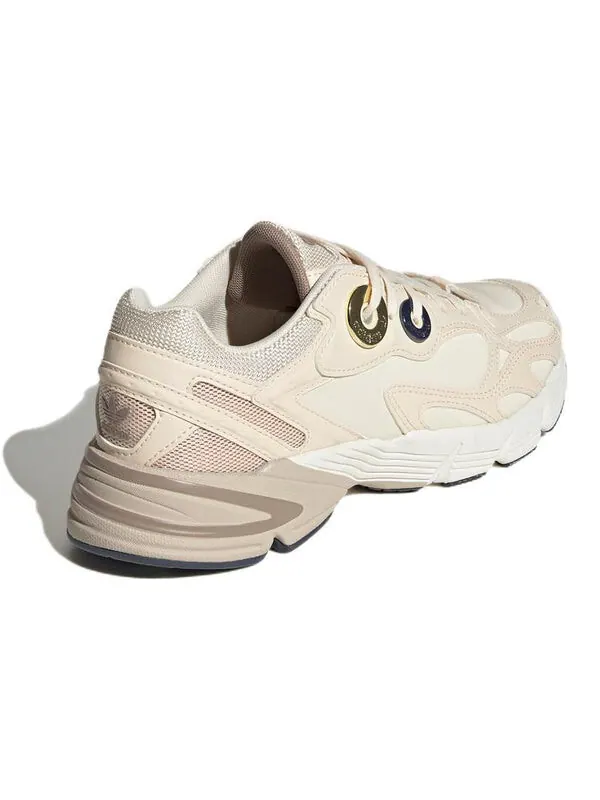 Кроссовки (WMNS) adidas Astir 'Cream White' — изображение 4 из 4, кремовый/белый