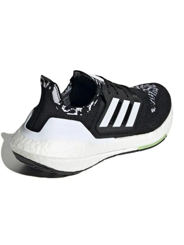 Кроссовки ультрабуст 22 Adidas — изображение 4 из 4, черный/белый