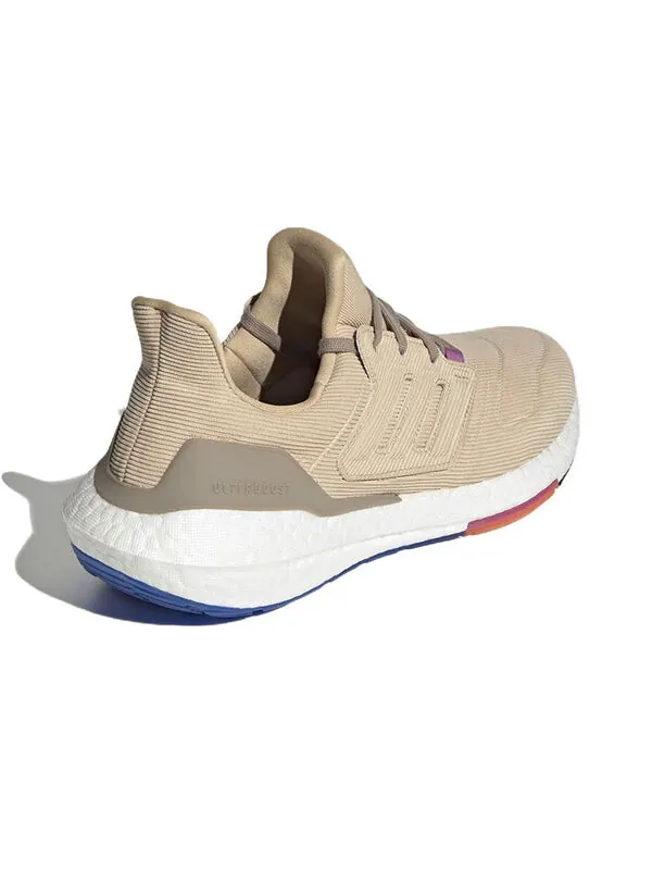 Кроссовки ультрабуст 22 Adidas — изображение 4 из 4