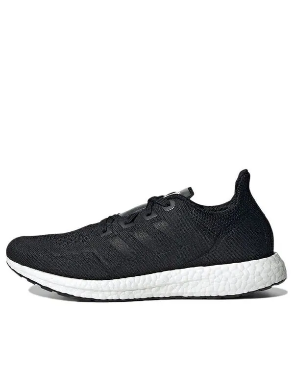 Кроссовки ультрабуст Adidas — изображение 1 из 4, черный