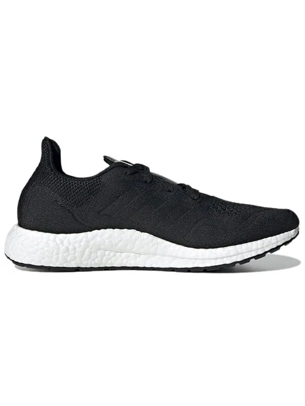 Кроссовки ультрабуст Adidas — изображение 2 из 4, черный