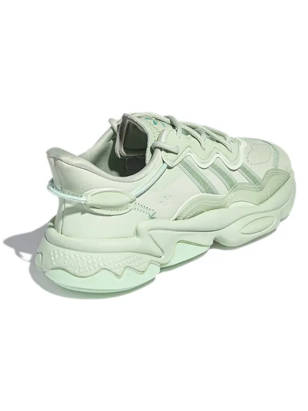 Кроссовки ozweego Adidas — изображение 4 из 4, светлый зеленый