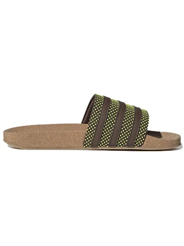 Тапочки adilette slide 'plant and grow' Adidas — изображение 2 из 4, коричневый