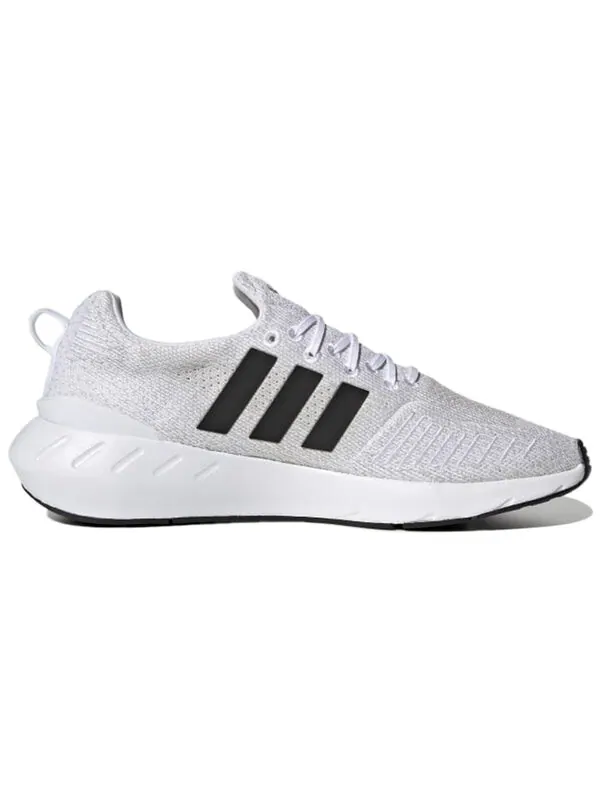 Кроссовки оригинальные swift run 2 Adidas — изображение 2 из 4, серый/белый