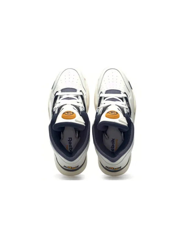 Кроссовки pump omni zone 2 'chalk vector navy' Reebok — изображение 4 из 4, белый/синий