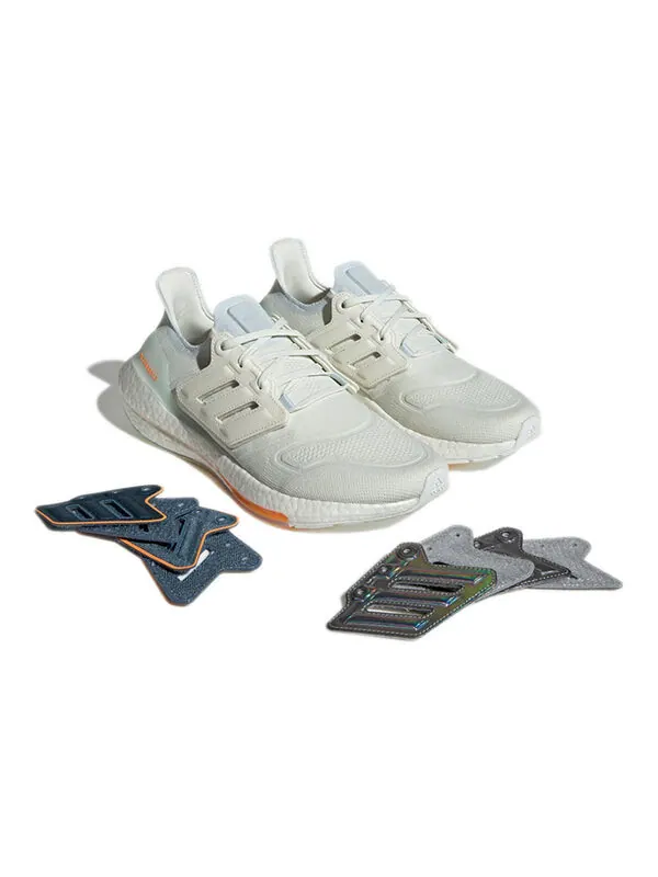 Кроссовки ультрабуст 22 Adidas — изображение 4 из 4, белый