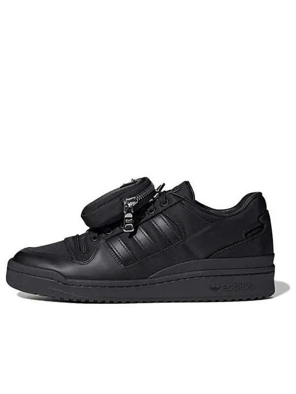 Кроссовки prada x forum низкие Adidas — изображение 1 из 3, черный