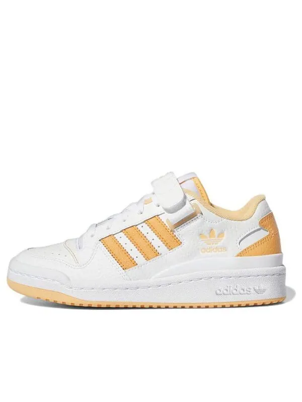 Кроссовки оригиналы форум низкий Adidas — изображение 1 из 4, белый/желтый