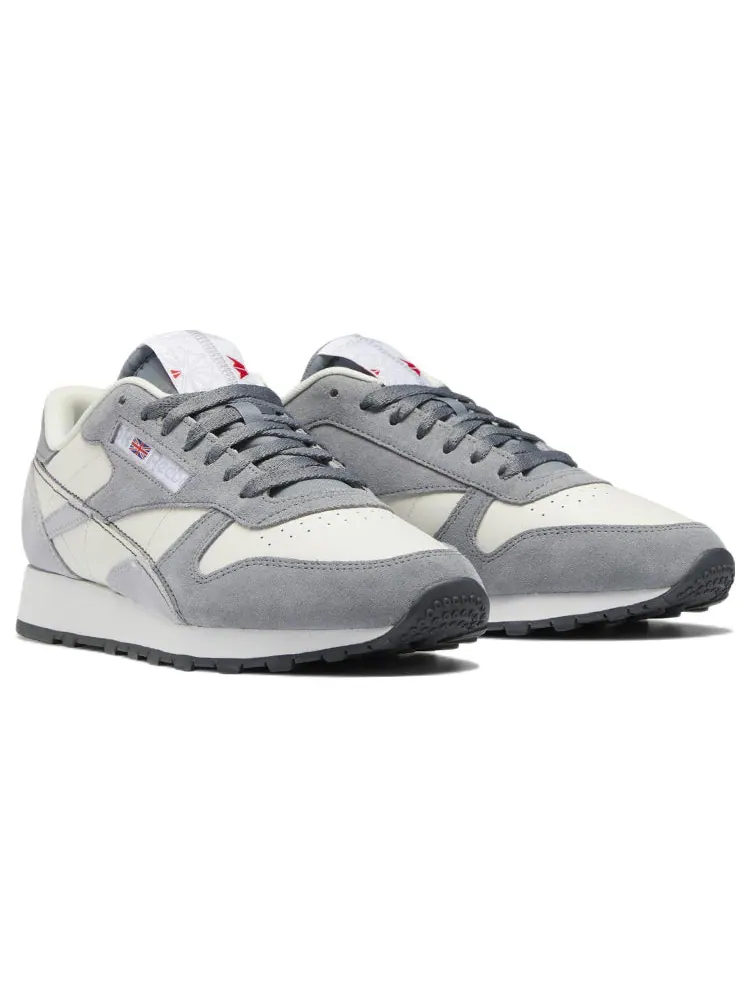 Беговые кроссовки Reebok Classic Leather 'Grey Chalk' — изображение 3 из 5, серый