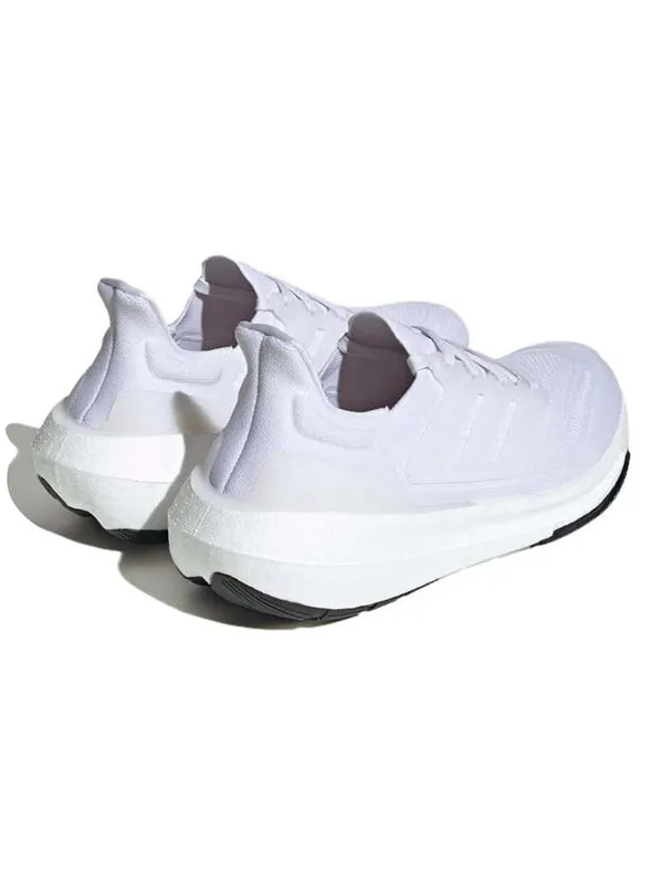 Кроссовки ультра буст лайт Adidas — изображение 4 из 4, белый