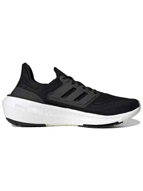 Кроссовки ultra boost light core Adidas — изображение 2 из 4, черный/белый