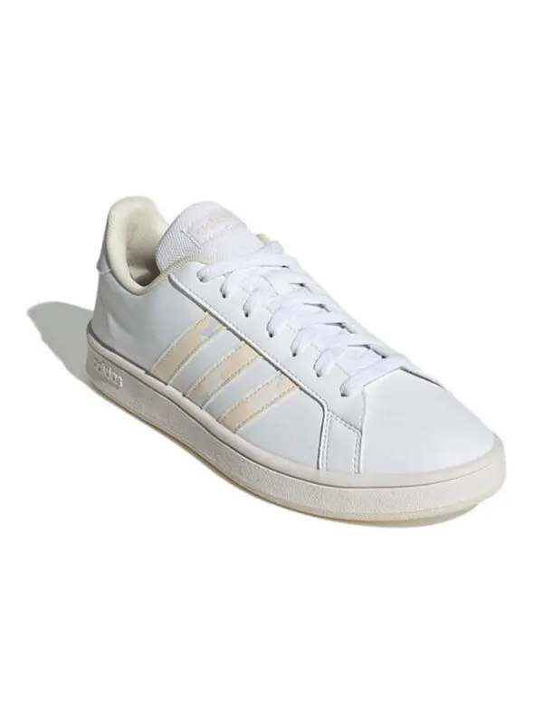 Кроссовки гранд корт база Adidas — изображение 3 из 4, белый/бежевый