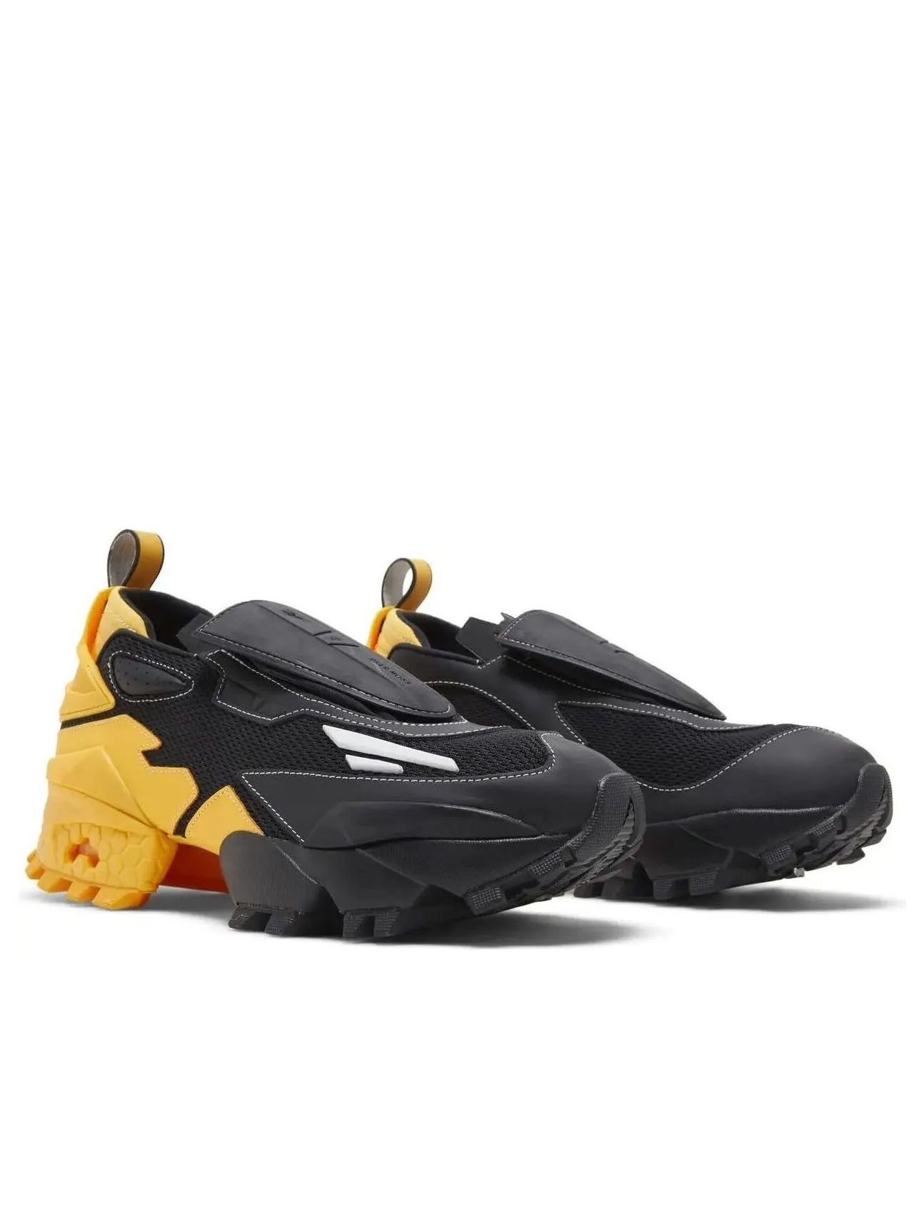 Reebok Pyer Moss x Experiment 4 Trail Fury 'Brand Codes' — изображение 2 из 5, черный/золотистый/белый