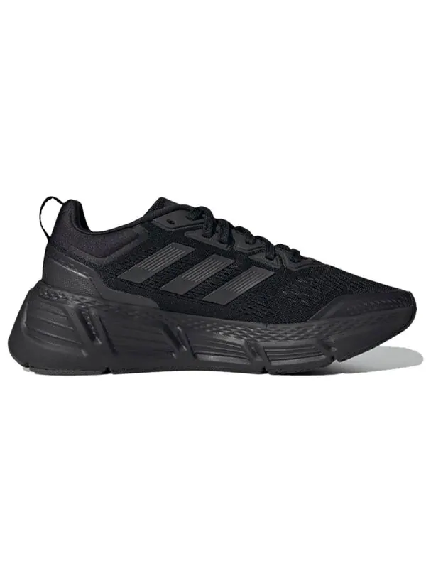 Кроссовки questar 'triple black' Adidas — изображение 2 из 4, черный