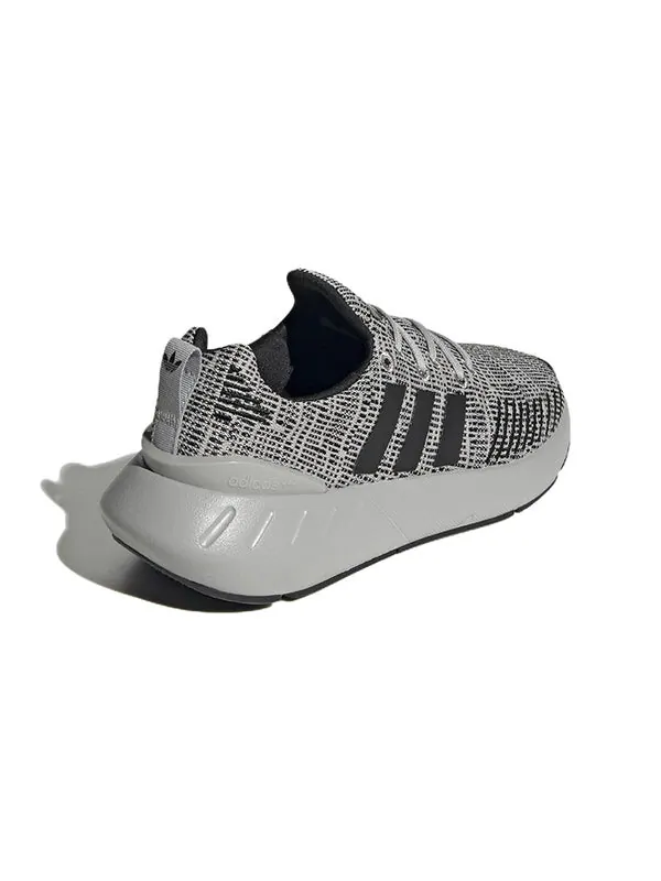Кроссовки Swift Run 22 кроссовки Adidas — изображение 4 из 4, серый/черный/серый