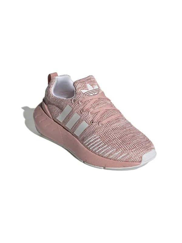 Кроссовки Swift Run 22 Adidas — изображение 3 из 4, белый