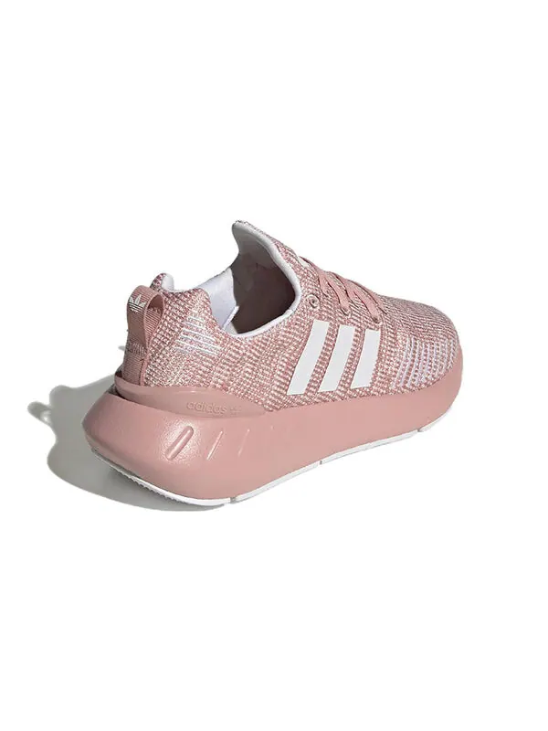 Кроссовки Swift Run 22 Adidas — изображение 4 из 4, белый