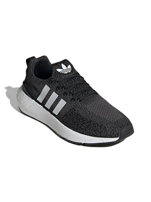 Кроссовки оригинальные swift run 22 Adidas — изображение 3 из 4, белый/черный