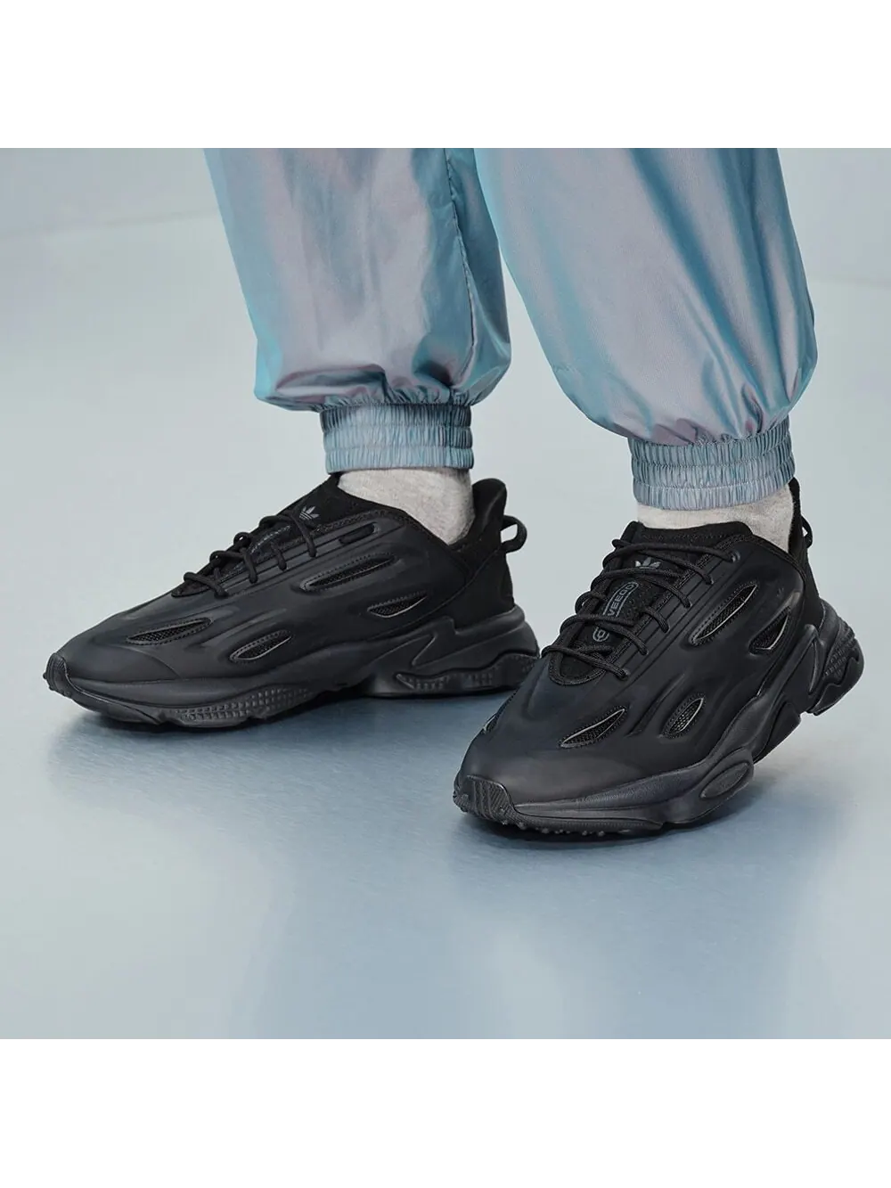 Кроссовки adidas Ozweego Celox — изображение 8 из 9, черный
