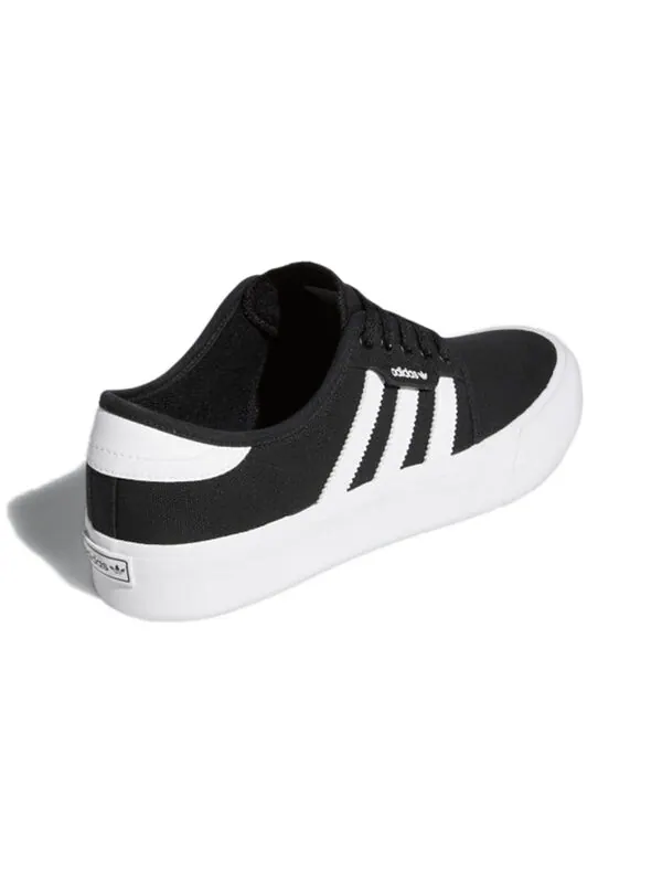 Кроссовки оригинальные seeley xt Adidas — изображение 4 из 4, черный/белый