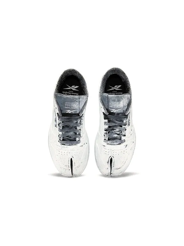 Кроссовки maison margiela x classic leather tabi 'whiteout' Reebok — изображение 4 из 4, белый
