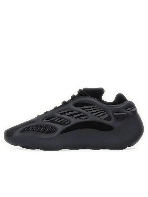 Кроссовки 700 v3 Adidas Yeezy — изображение 1 из 4, серый/черный