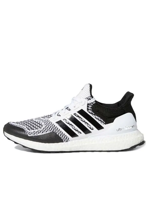 Кроссовки ultraboost 1.0 днк Adidas — изображение 1 из 4, черный/белый