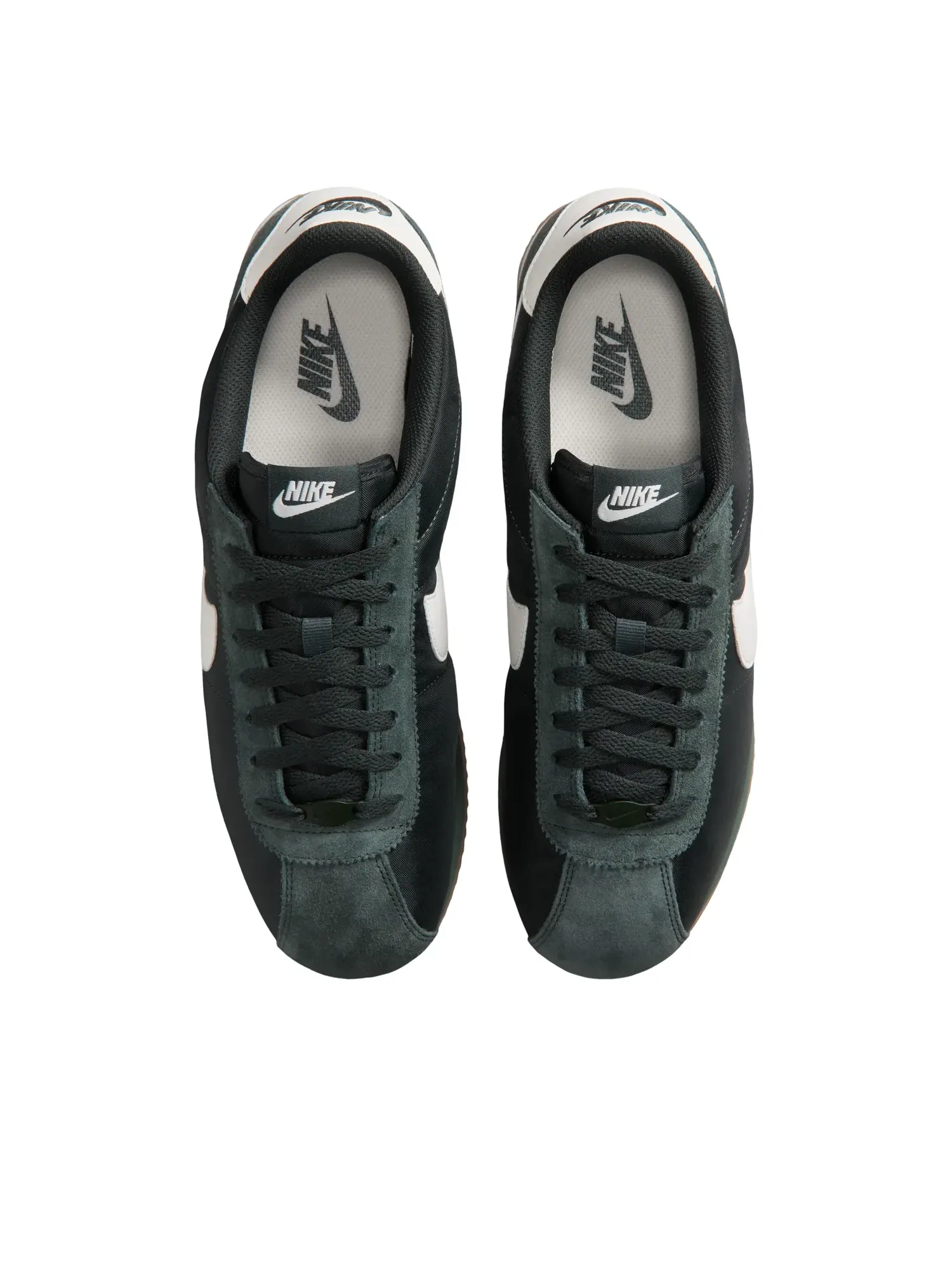 Кроссовки Nike Cortez Textile 'Black Spruce Sail' — изображение 3 из 6, черный