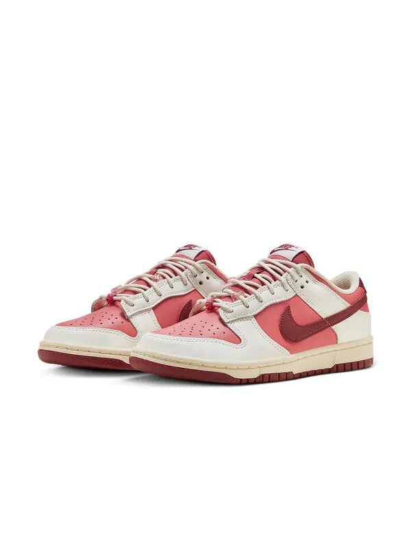 Кроссовки (WMNS) Nike Dunk Low 'Valentine's Day 2024 Alternate' — изображение 3 из 4, красный/розовый