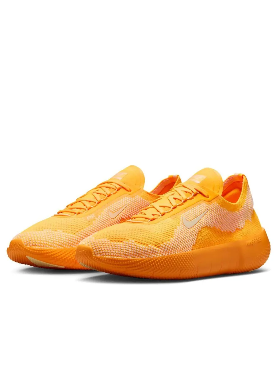 Кроссовки Nike Free 2025 'Laser Orange Alabaster' — изображение 3 из 6, оранжевый