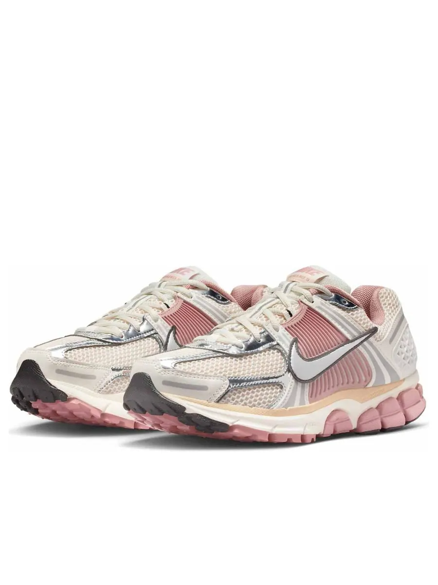 Кроссовки (WMNS) Nike Air Zoom Vomero 5 'Particle Pink' — изображение 3 из 6, бежевый