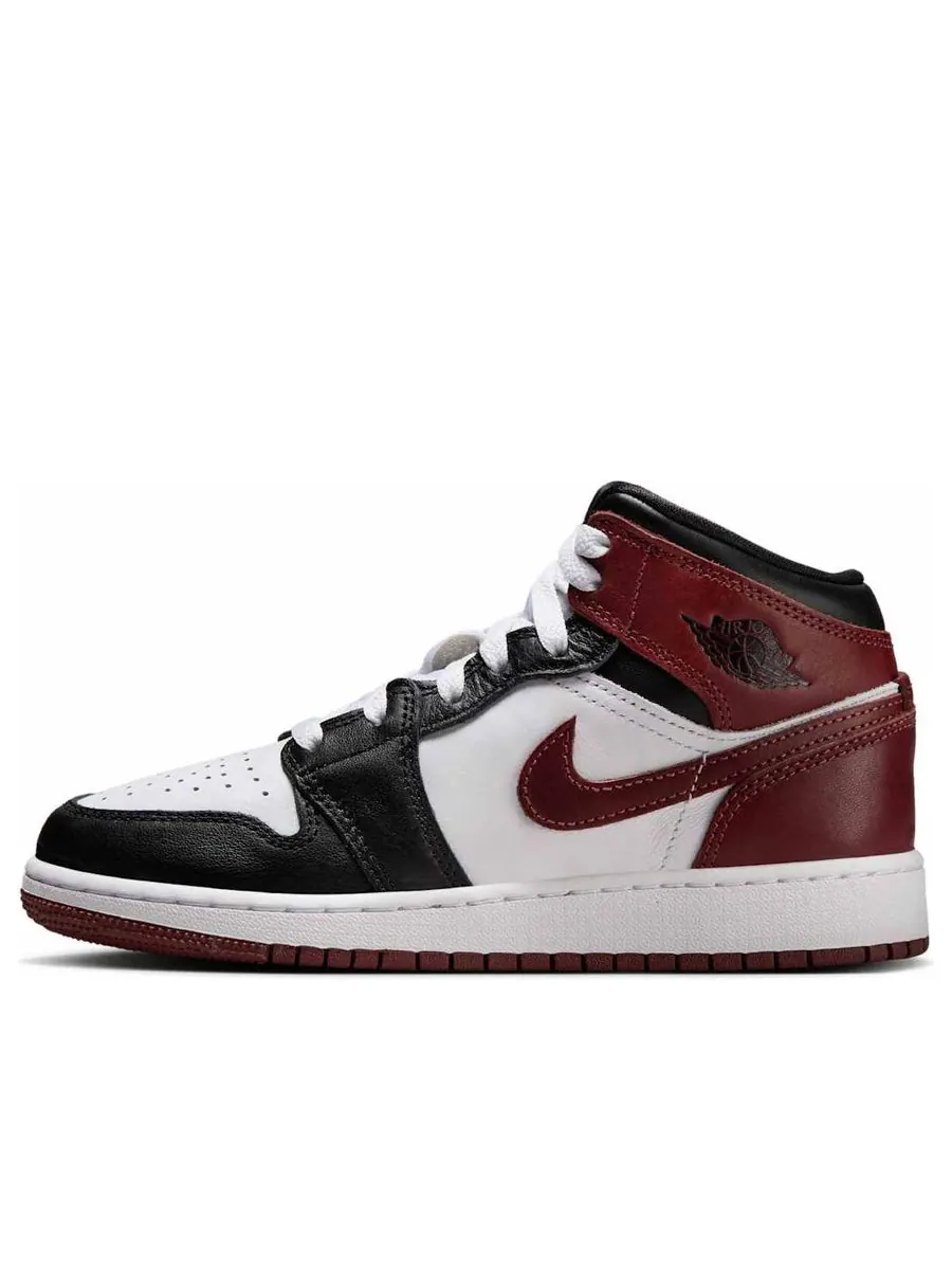 Кроссовки (GS) Air Jordan 1 Mid SE 'Dark Pony' — изображение 1 из 6, белый