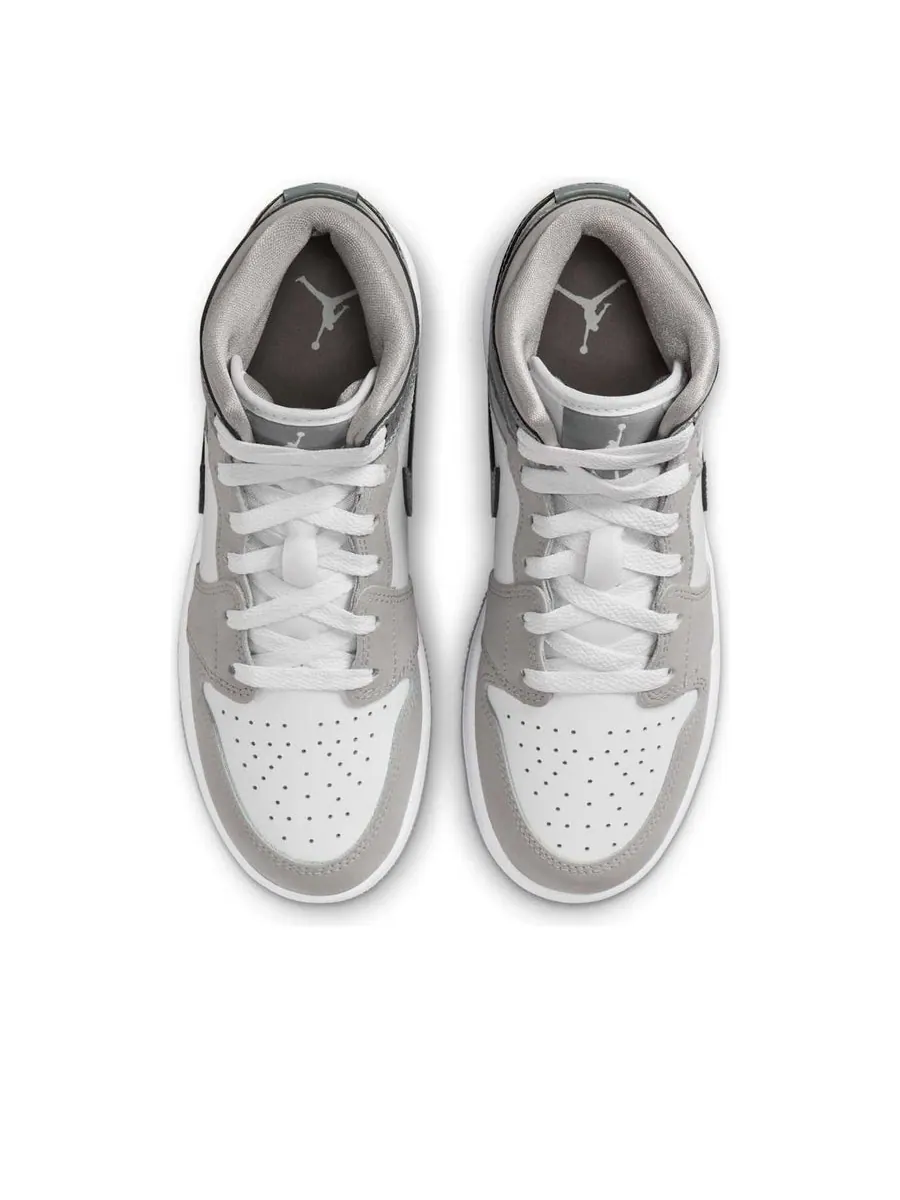 Кроссовки (GS) Air Jordan 1 Mid 'White Medium Cool Grey' — изображение 4 из 6, белый