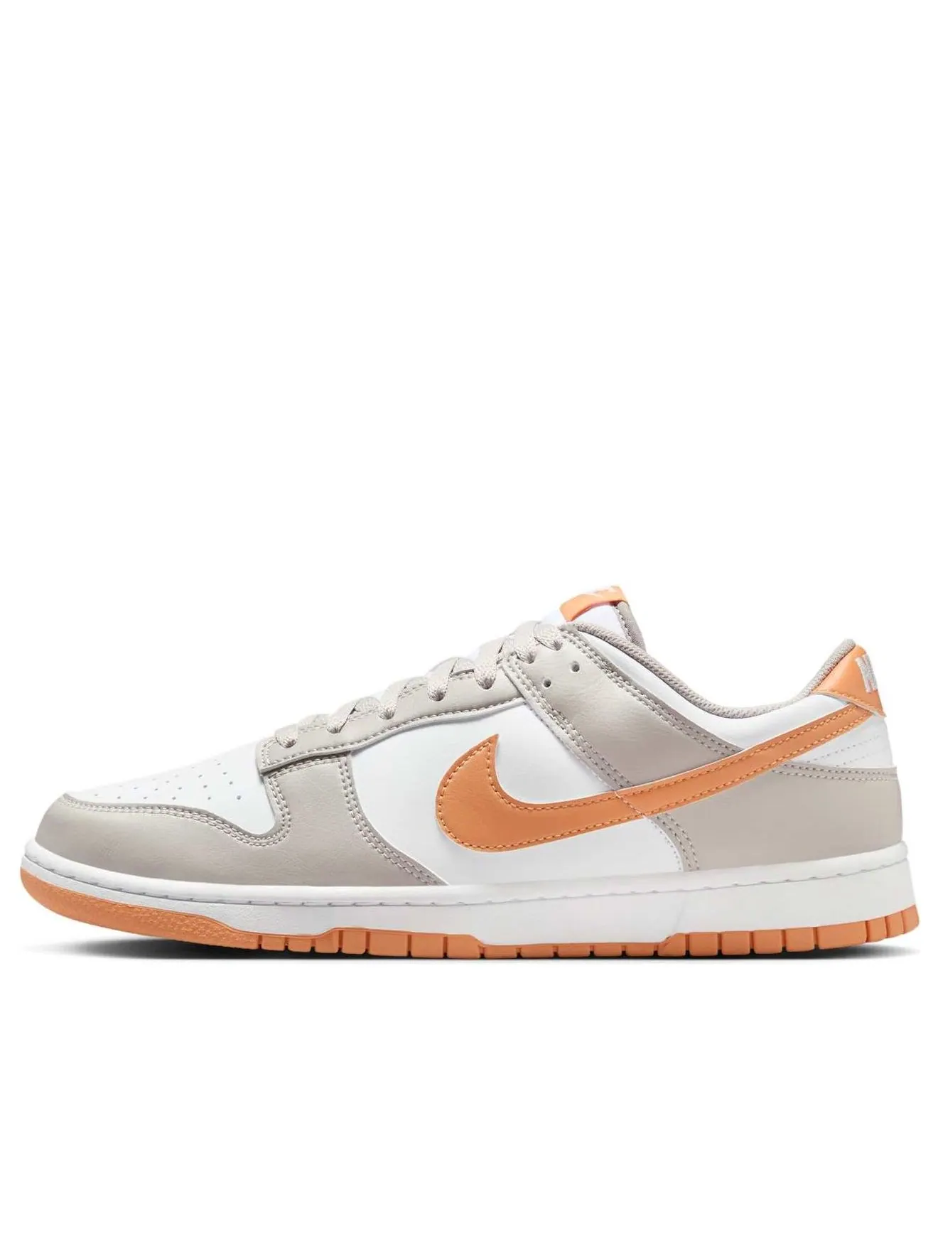 Кроссовки Nike Dunk Low 'Apricot Agate' — изображение 1 из 6, серый