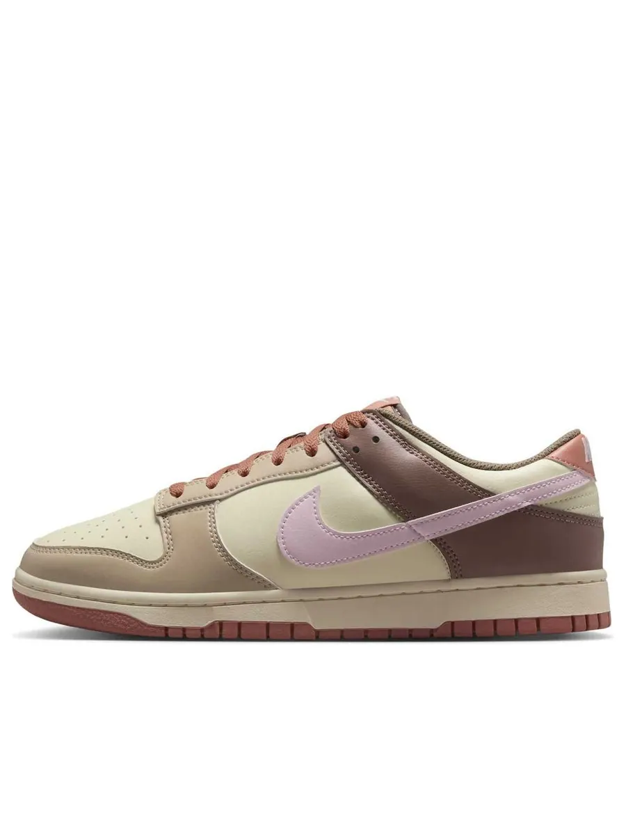 Кроссовки Nike Dunk Low 'Desert Khaki Pink Foam' — изображение 1 из 6, бежевый