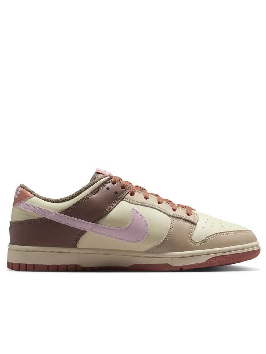 Кроссовки Nike Dunk Low 'Desert Khaki Pink Foam' — изображение 2 из 6, бежевый