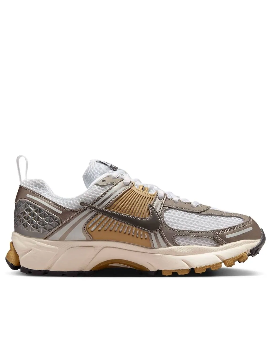 Кроссовки (GS) Nike Air Zoom Vomero 5 'Metallic Pewter Parachute Beige' — изображение 6 из 6, золото