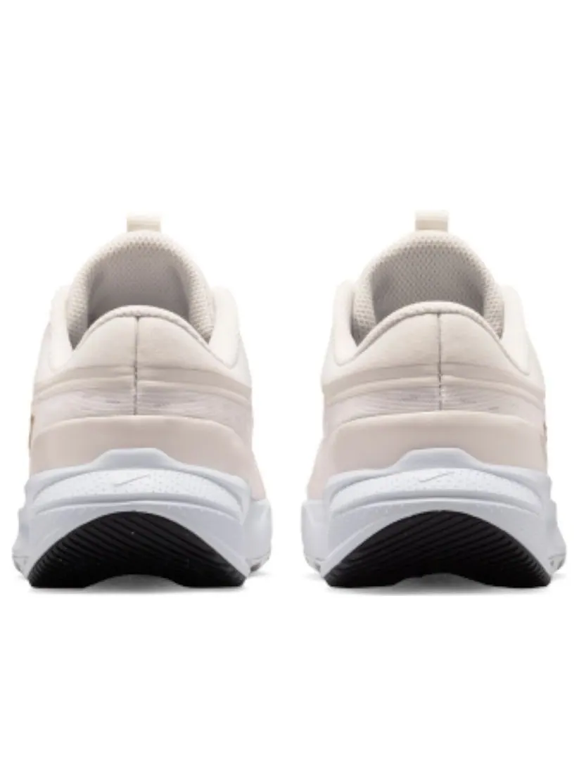 Кроссовки (GS) Nike Star Runner 5 'Platinum Tint Gold' — изображение 4 из 5, белый
