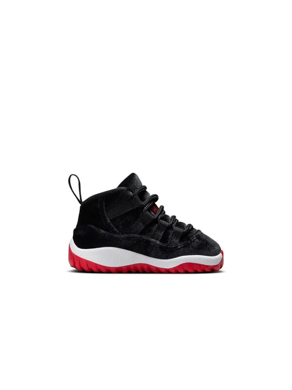 Кроссовки 11 retro 'bred velvet' Air Jordan — изображение 2 из 4, черный/красный/белый