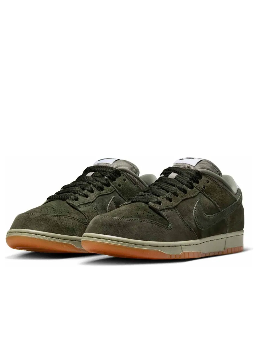 Кроссовки Nike SB Dunk Low Pro B 'Sequoia' — изображение 3 из 6, зеленый