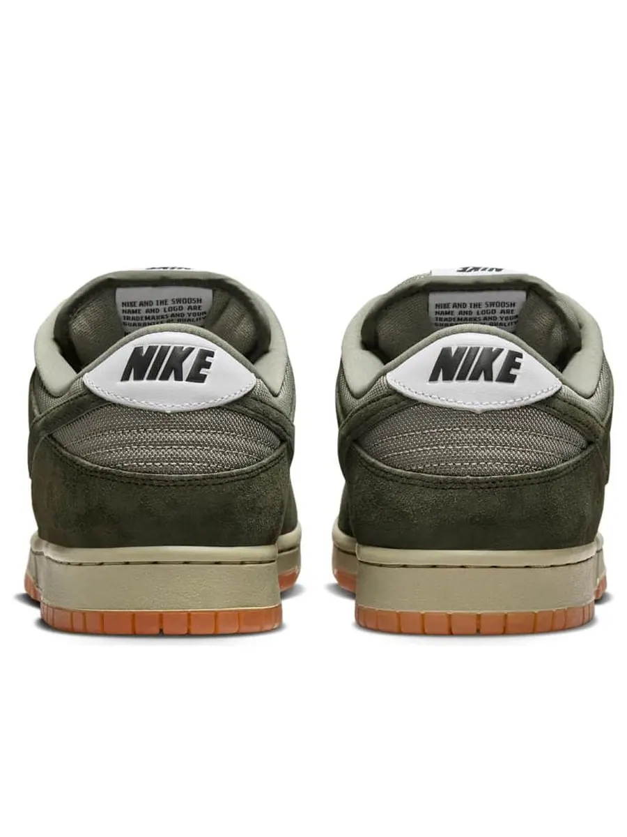 Кроссовки Nike SB Dunk Low Pro B 'Sequoia' — изображение 5 из 6, зеленый