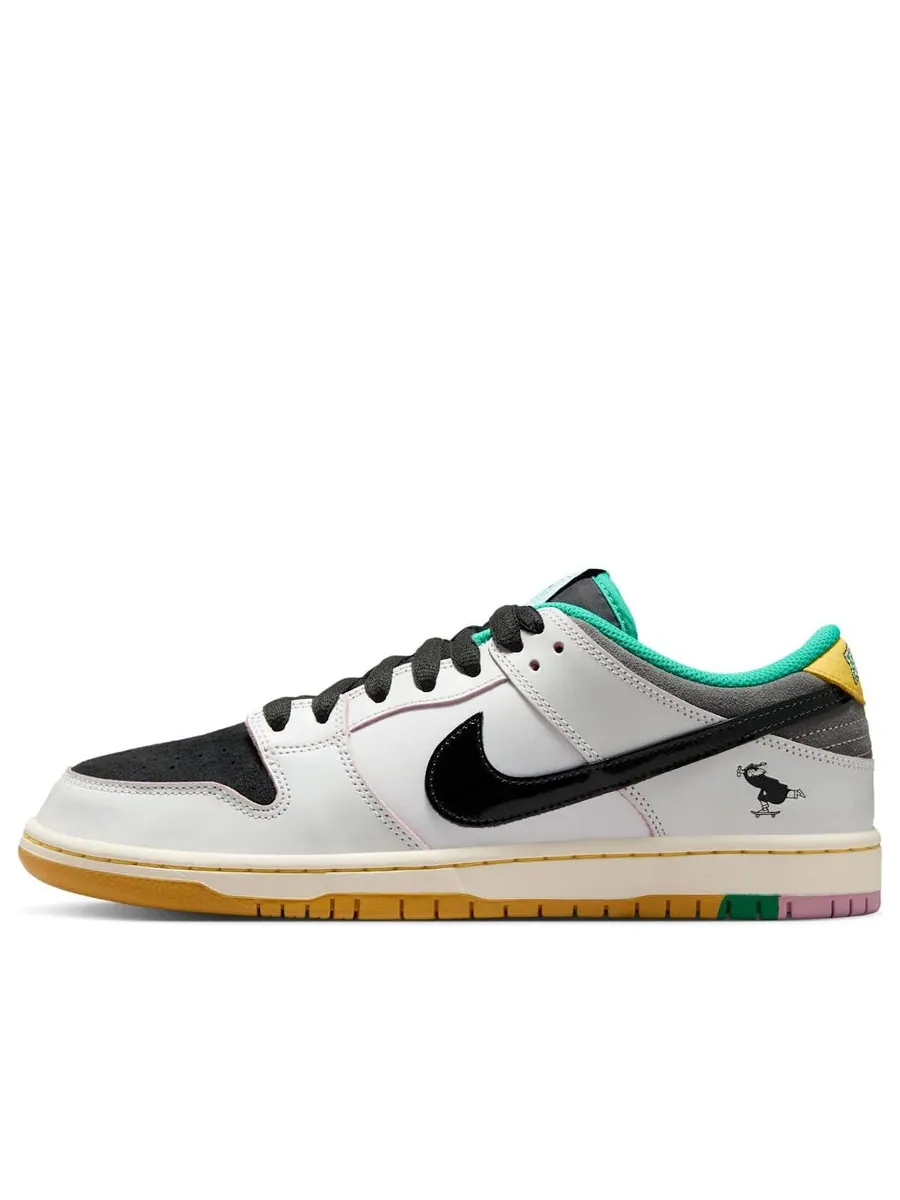 Кроссовки Nike x CSEF SB Dunk Low 'White Black' — изображение 1 из 6, белый